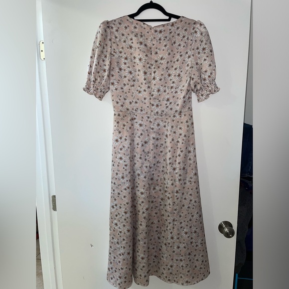 Wayf Blush Pink White Daisy Flower Pattern Midi Dress Size M - Picture 4 of 10